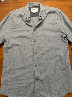 Heritage Men's Heather Gray Casual Button-Down Shirt